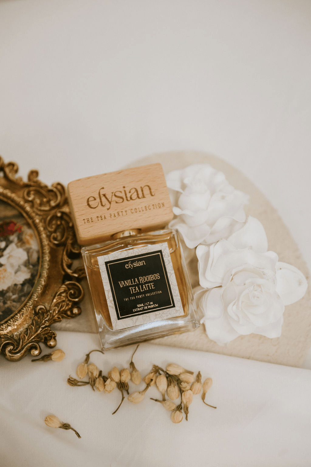 Vanilla Rooibos Tea Latte - elysian