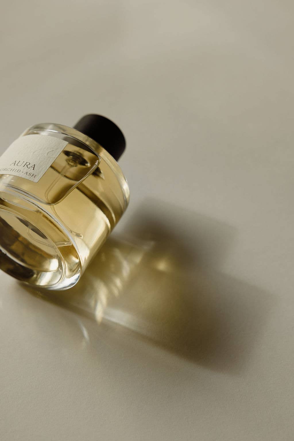 Grapefruit + Tonka Bean | AURA Clean Perfume