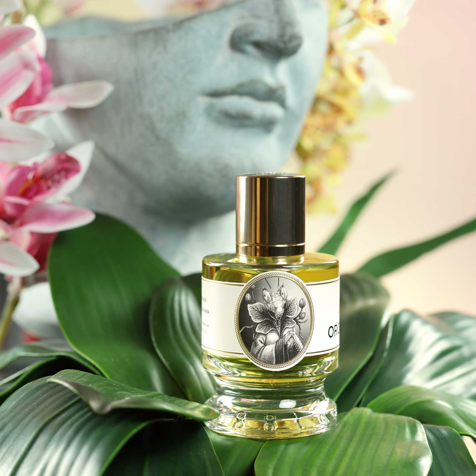 Zoologist Orchid Mantis Deluxe Bottle